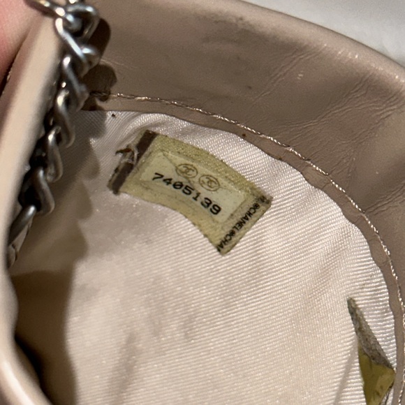 Chanel travel line coin purse key chain wallet case - Picture 11 of 13